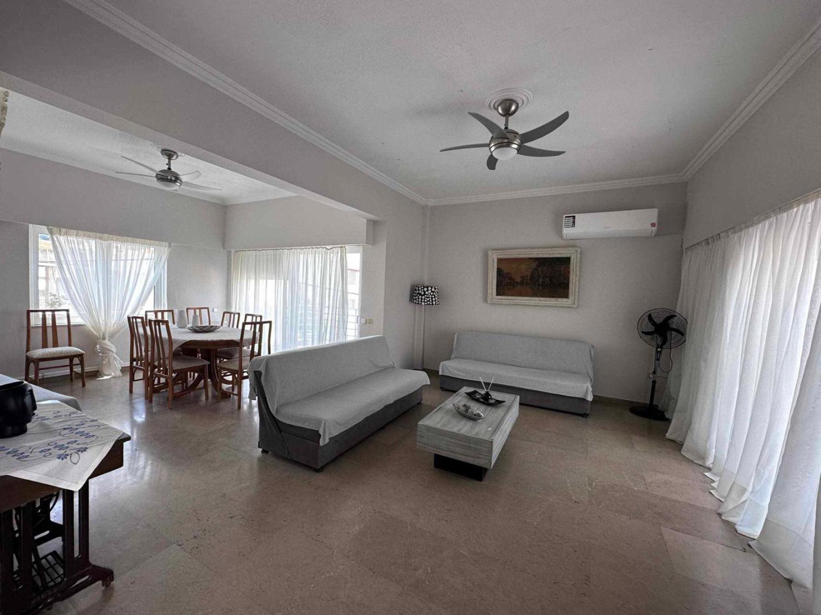 Beach Front Apartment Nea Palatia Zewnętrze zdjęcie